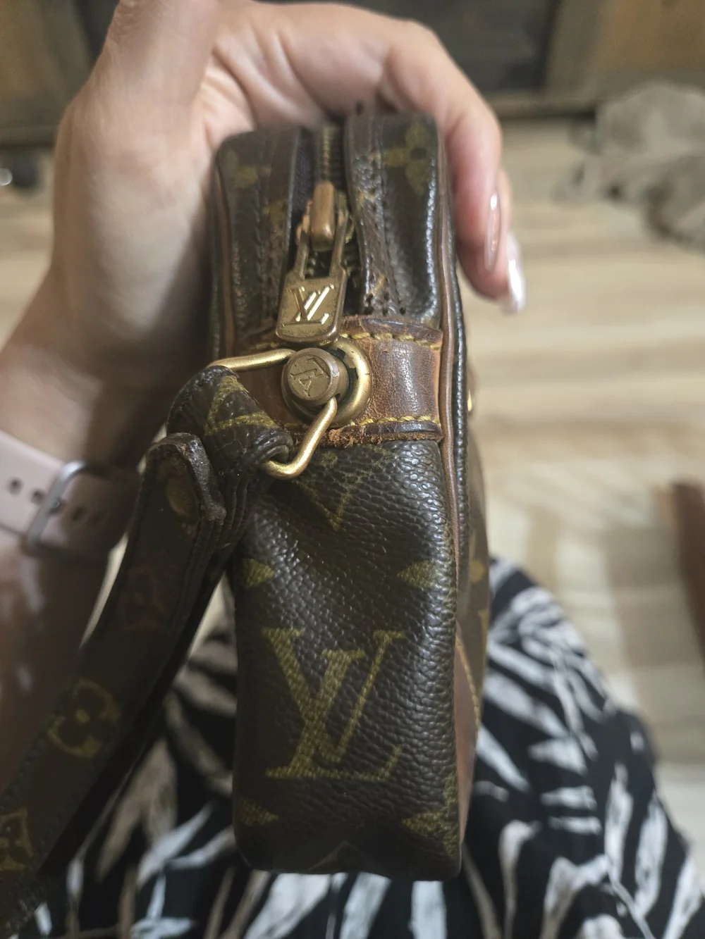 Vintage Marly Dragonne Louis Vuitton Brown Monogram Canvas Wristlet Clutch